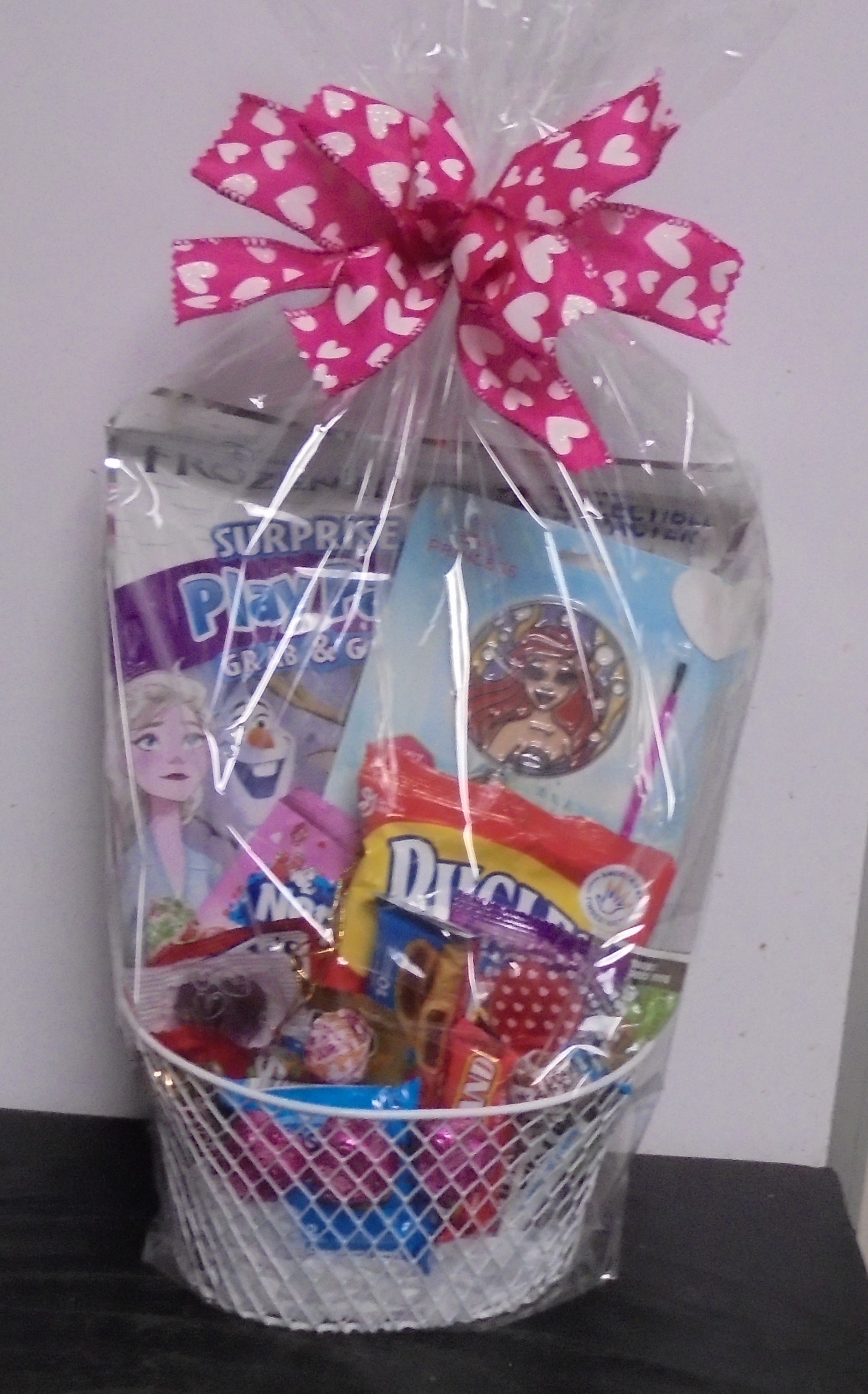 (K23) "Princess" Goodie Basket
$35.00