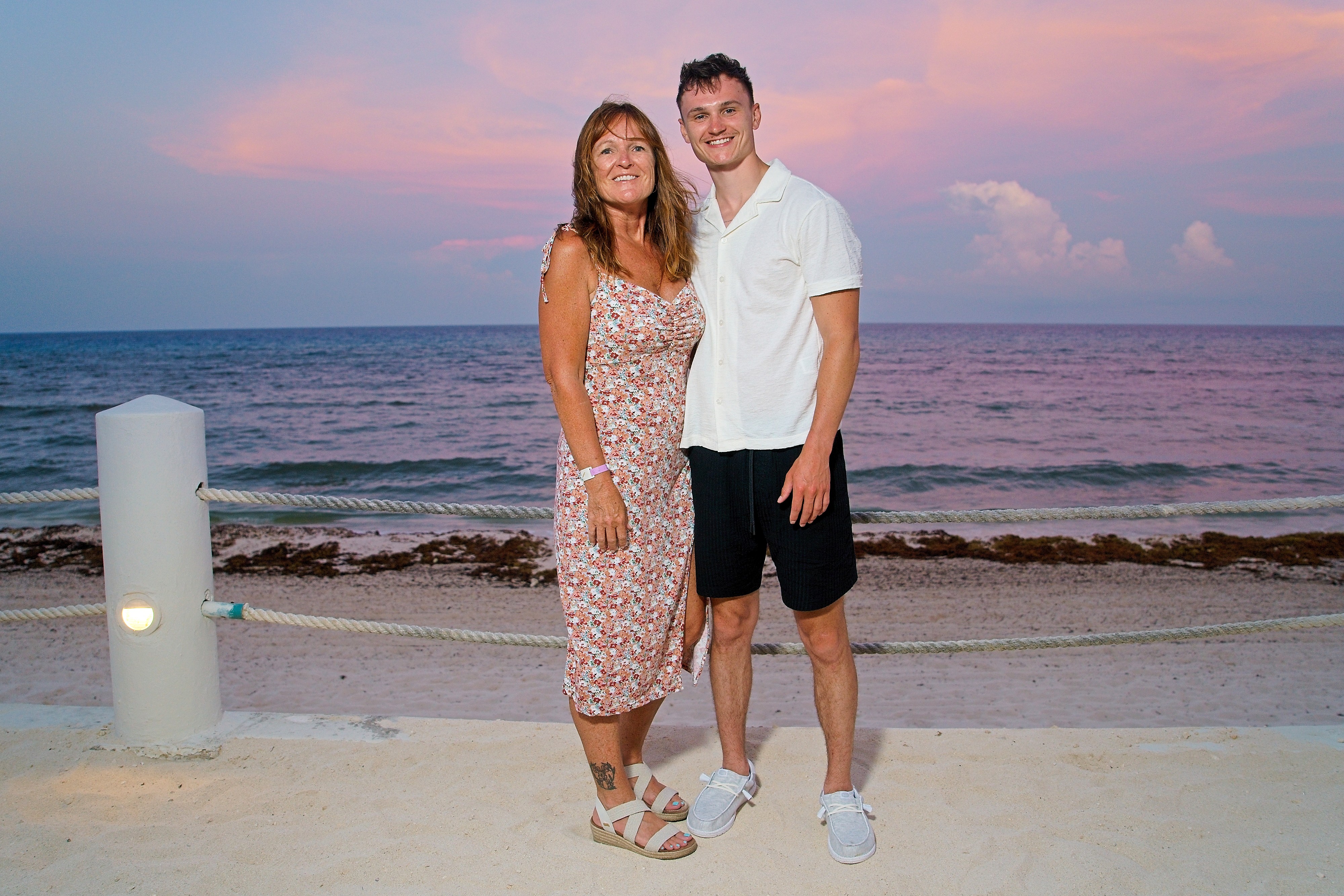 https://0201.nccdn.net/4_2/000/000/053/0e8/engagement-moment-captured-%E2%80%93-proposal-photos62.jpg