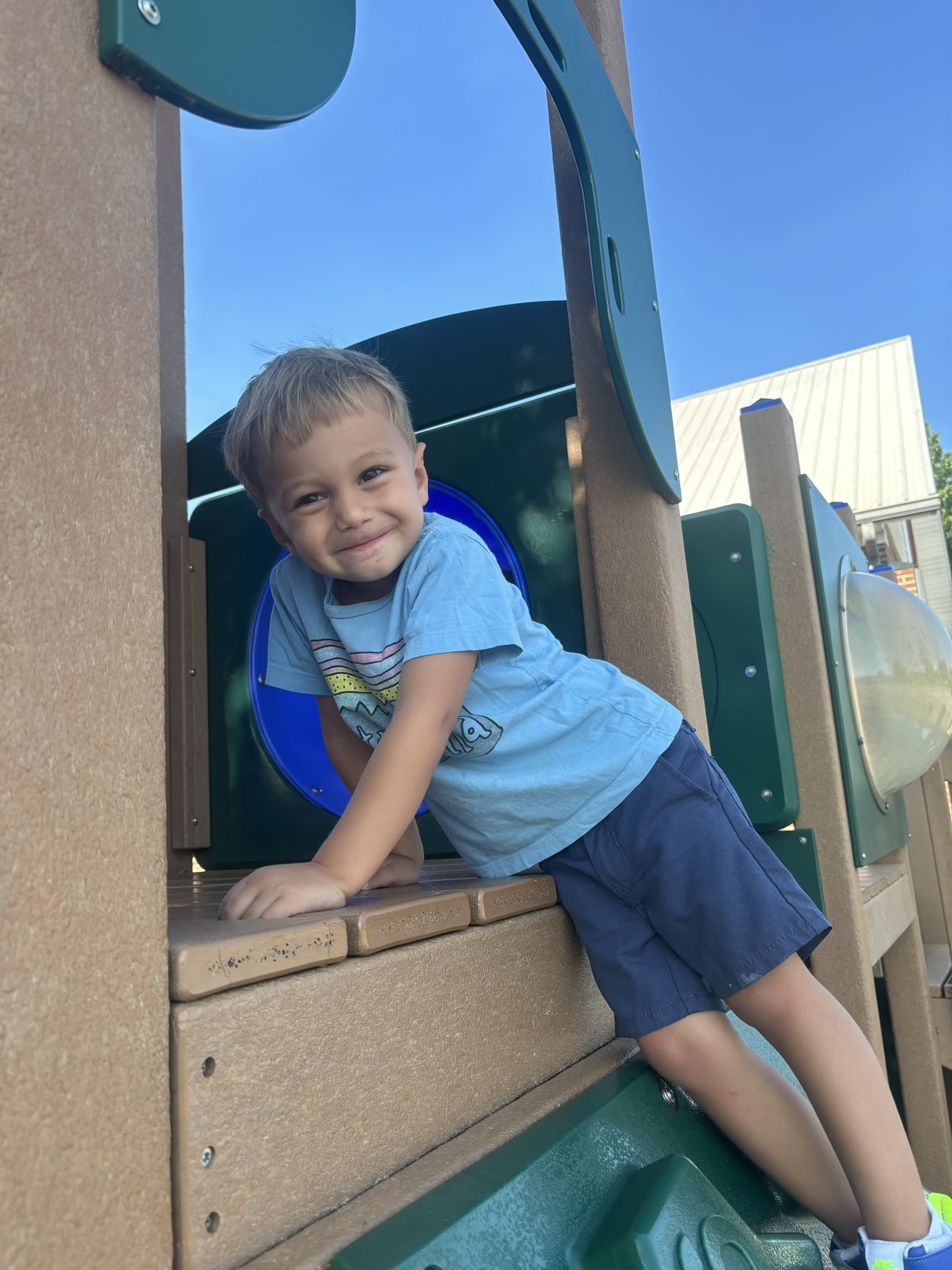 https://0201.nccdn.net/4_2/000/000/053/0e8/img_0829.jpeg