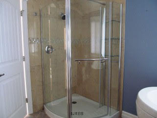 Master Bathroom 
Photo 3