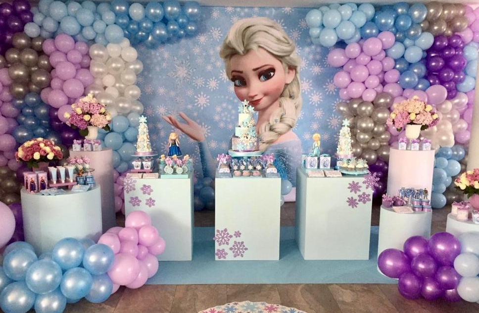 Cubo Principal Azul Menta
FORRADO EN TELA DEL COLOR
60x60cm
80CM Altura.
$50.000
Cilindro Principal
60, 5D X 80CM Altura
$50.000
Cilindro Mediano Rosado
40, 5D X 1,02 M Altura .
$50.000
Cilindro Pequeño
40, 5D X 58 CM Altura.
$50.000