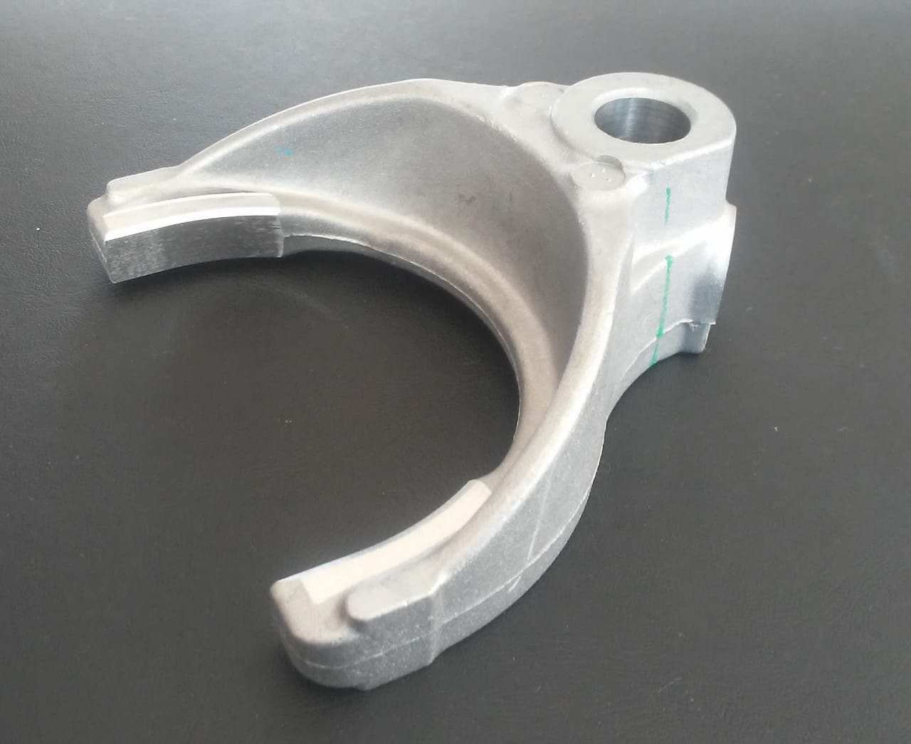 ATTITUD, MIRAGE (3 cil.)
HORQUILLA 3RA 4TA
ORIGINAL
$1150
