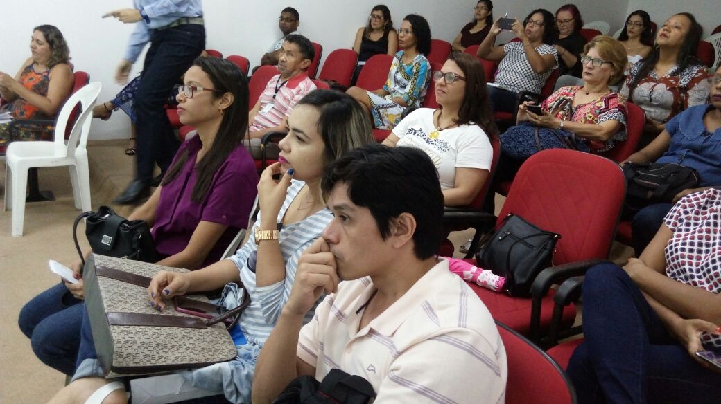 EM BELÉM - ATIVIDADES PELO DIA DO BIBLIOTECÁRIO.