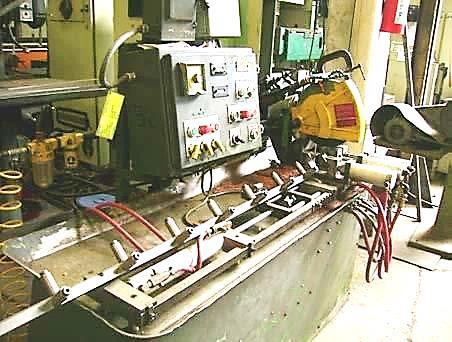 SIERRA CORTADORA
En frio
Automática
Marca: ATENAS
Corte de metales sin magnetismo