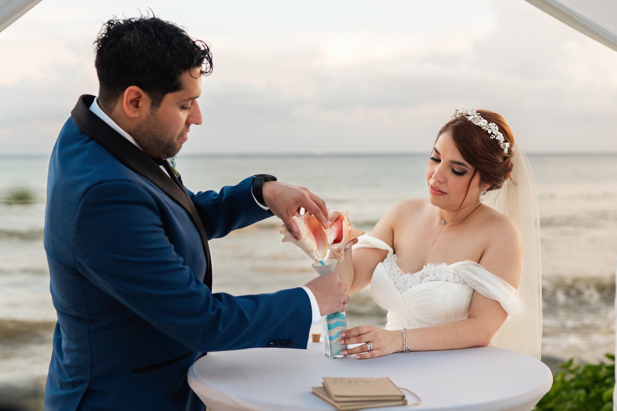 https://0201.nccdn.net/4_2/000/000/056/7dc/wedding-ocean-riviera-paradise220.jpg