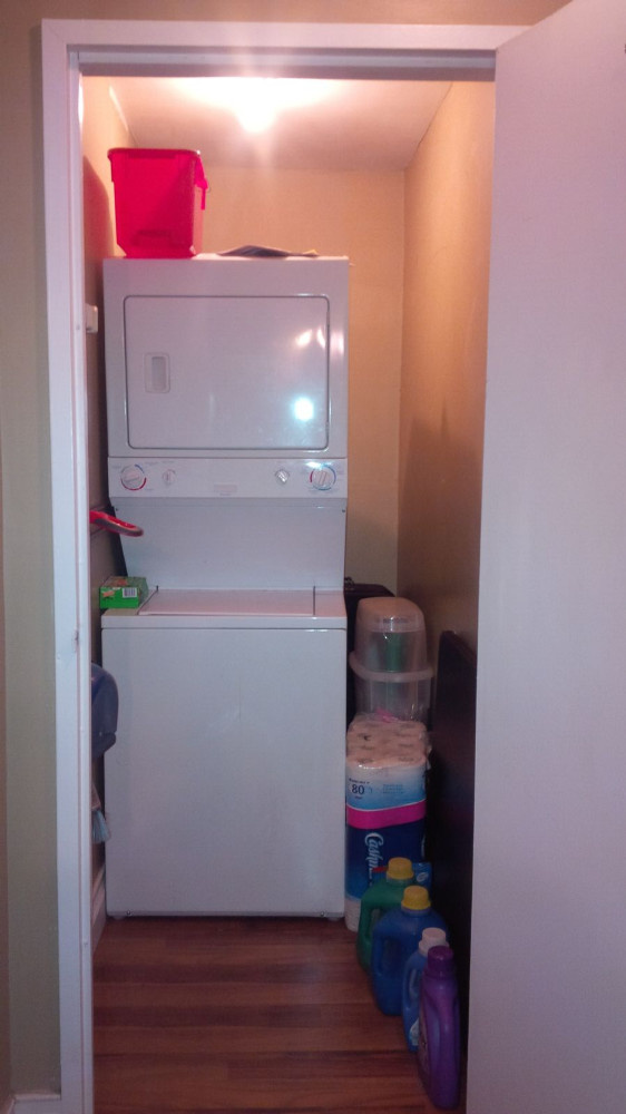 108 Coldbrook #9 Washer and Dryer