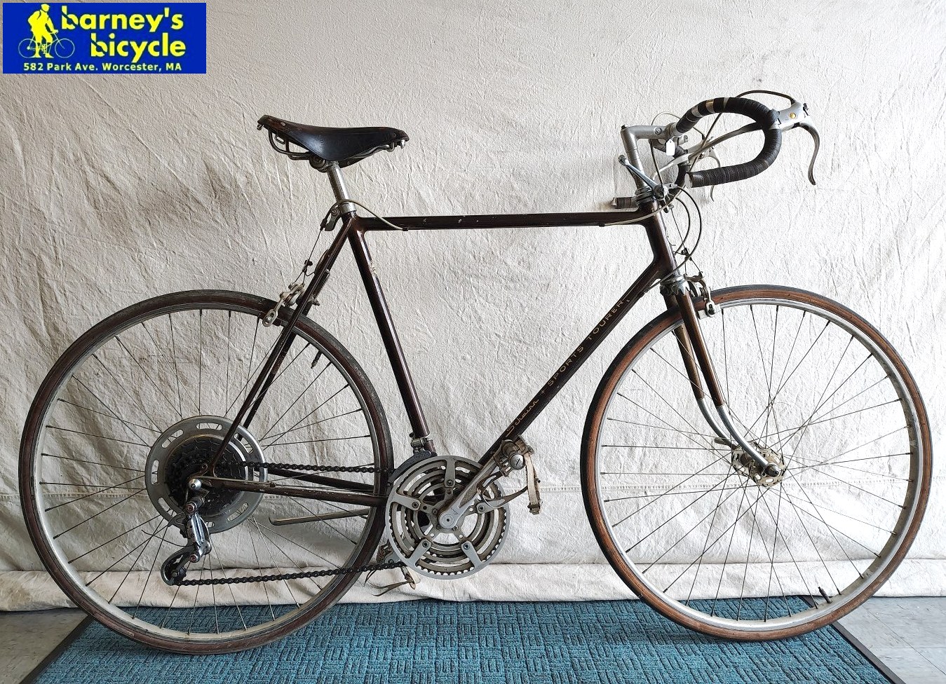 Schwinn Sports Tourer
Frame Size: 23" LG/ Rider Height: 5'10-6'1
Price: $189.00 (As Is Condition)