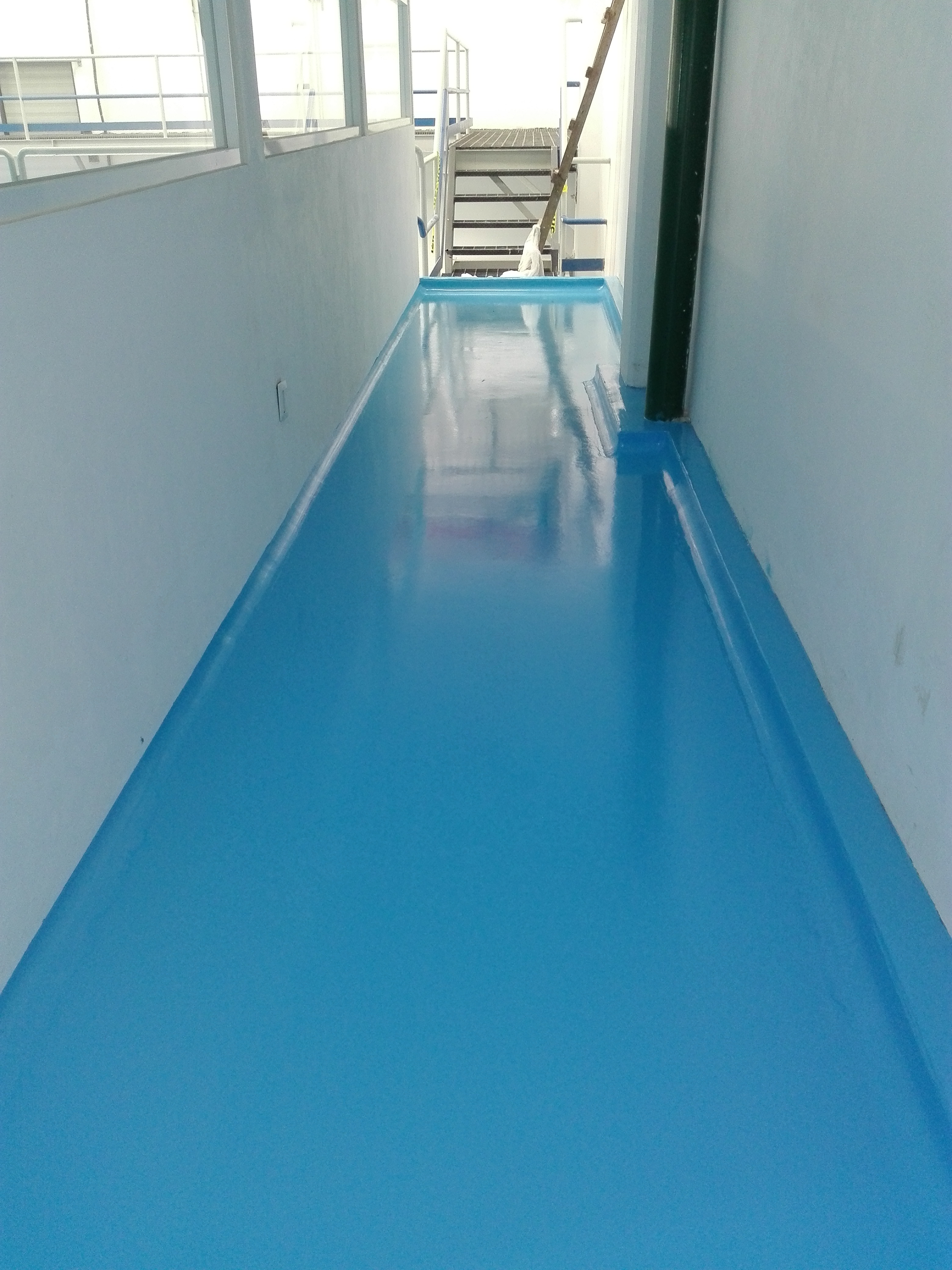 NIVELANTE ACABADO AZUL