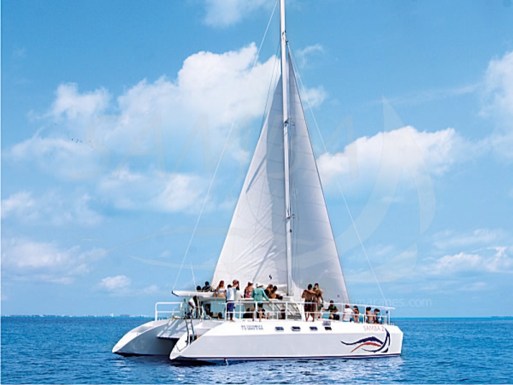 CATAMARAN DE AVENTURA