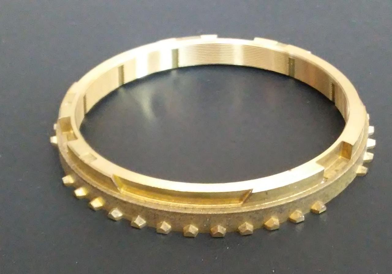 TOYOTA 
BRONCE 
RANURA
1RA 2DA
$250
