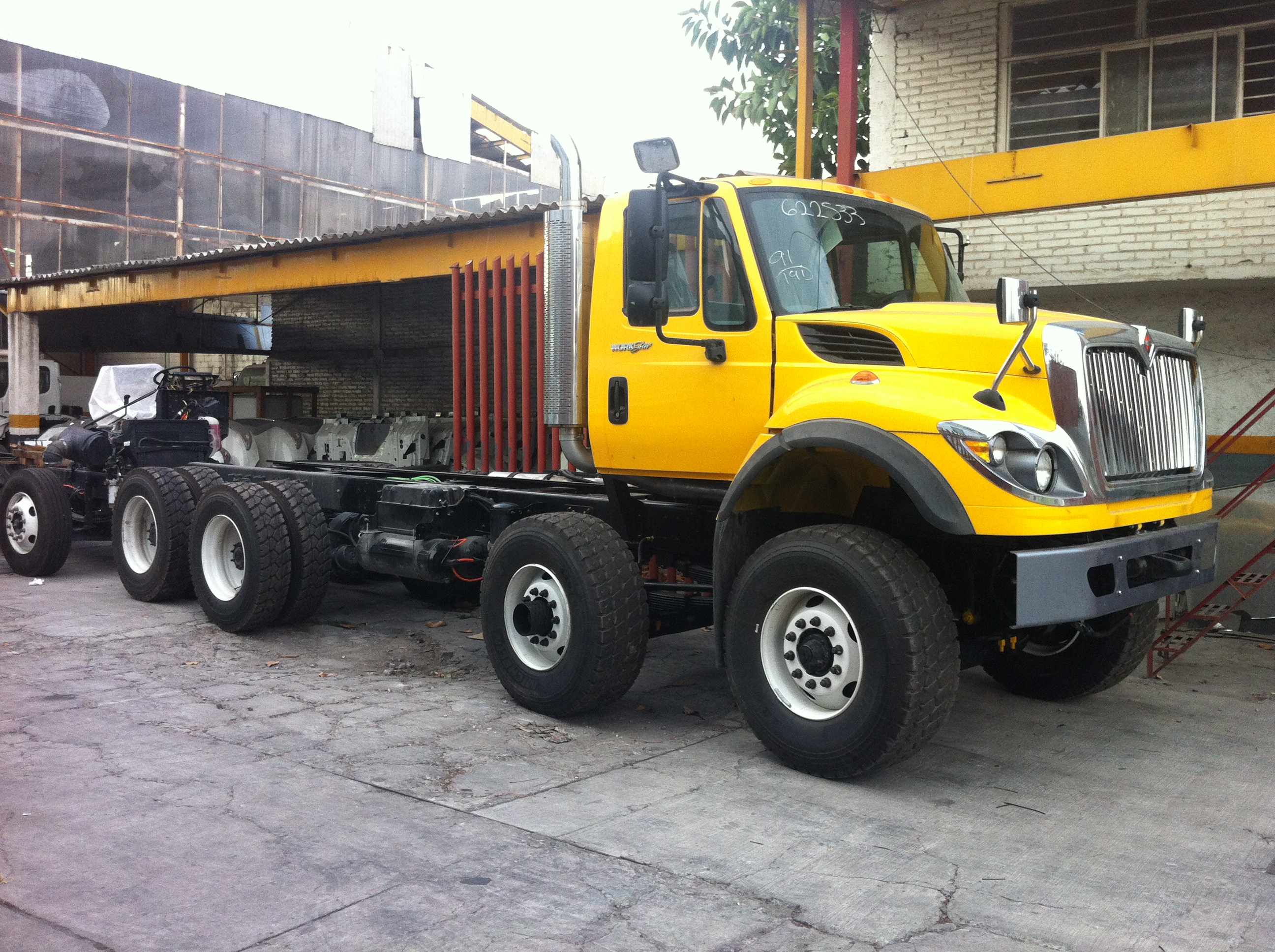 Alargamiento de Chasis Para Unidad Tractocamión International Work Star