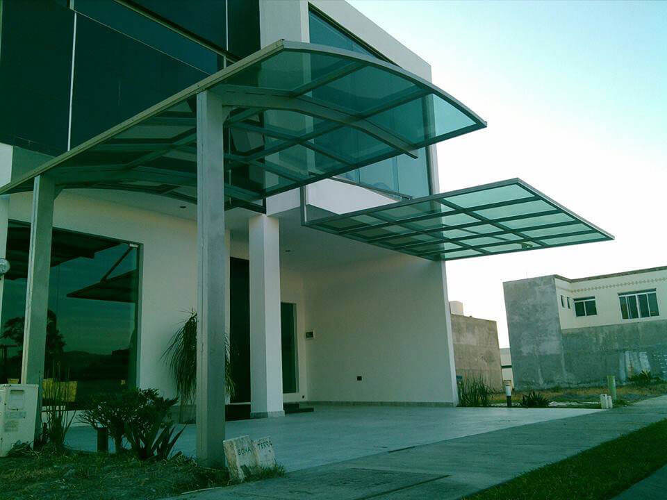 Domos Acrílicos y Policarbonatos Tepic - MAMPARA DE POLICARBONATO