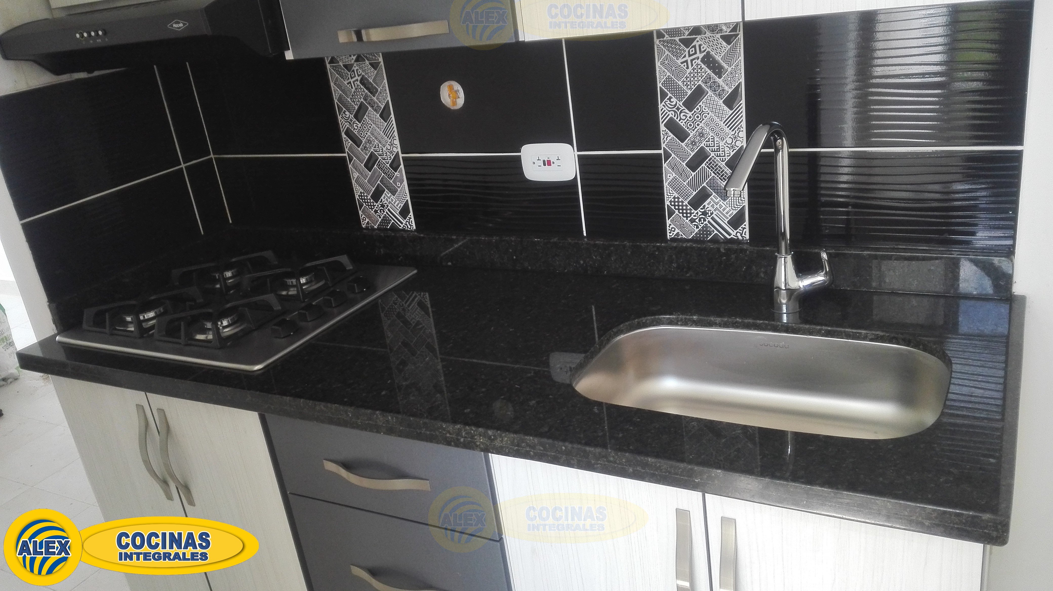 Cocina Lineal color Glacial-Kromo