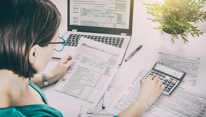 NAVARRO & ASOCIADOS - 26 Años de Experiencia