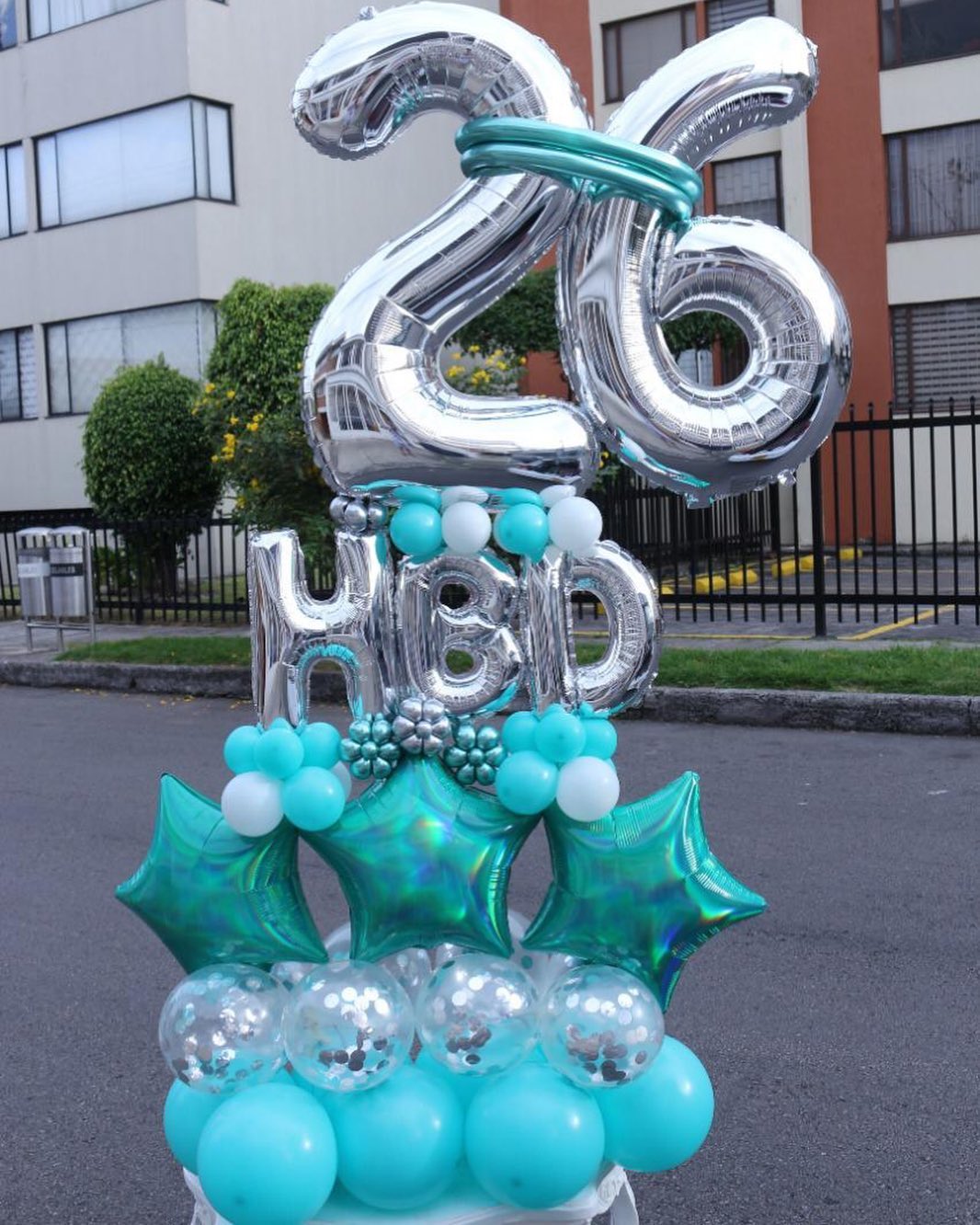 Colombia : 1111 Pesos
Venezuela : 11$
Negociable Según Diseño
