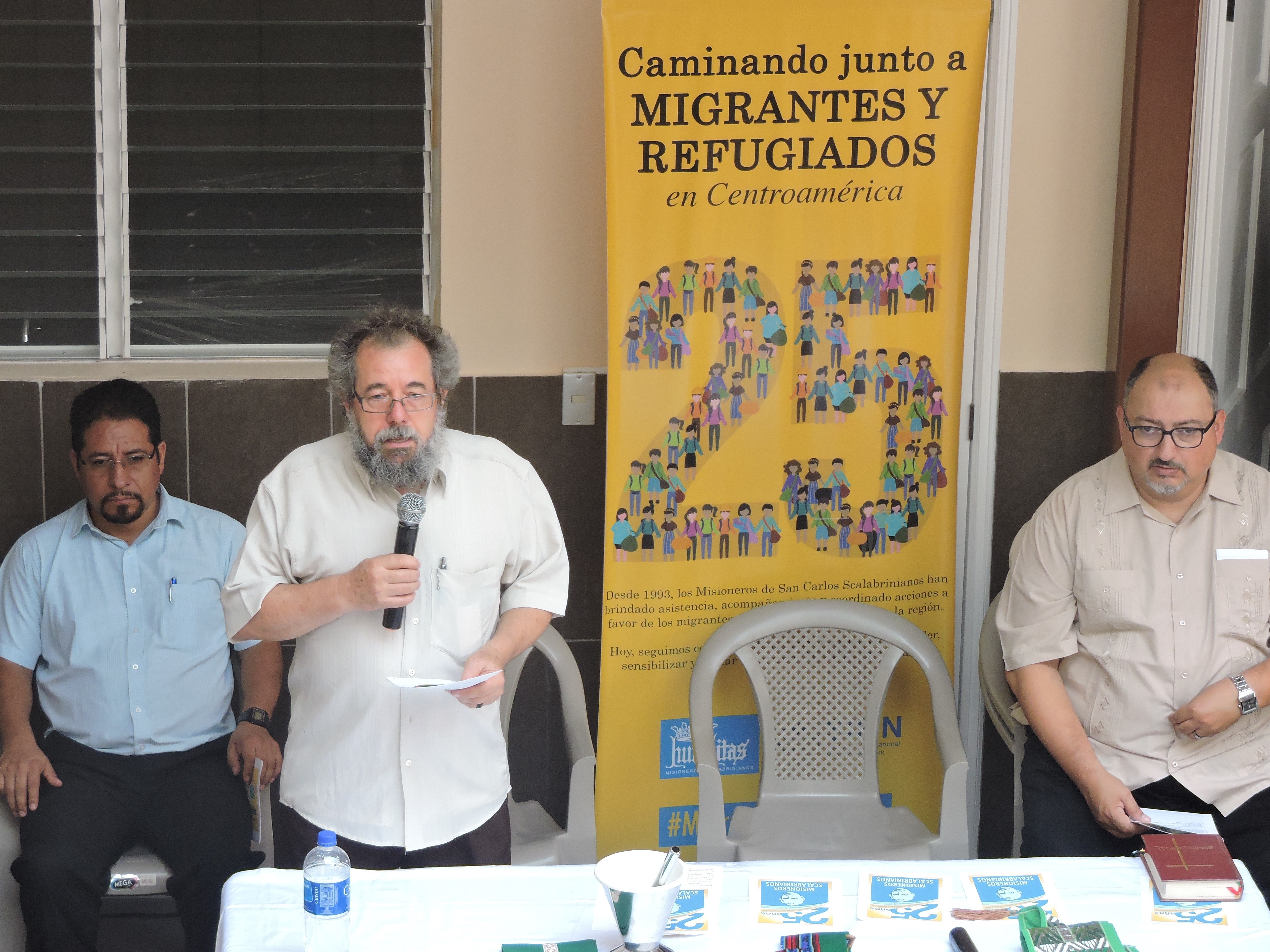 https://0201.nccdn.net/4_2/000/000/05a/a3f/Palabras-de-bienvenida-4608x3456.jpg
