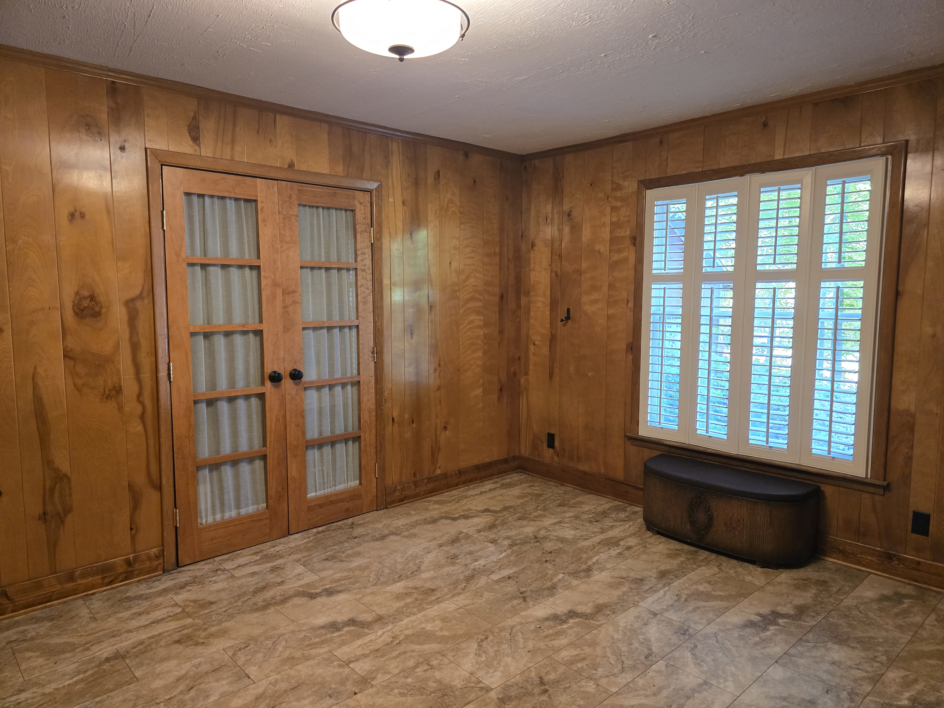 Dining room, pantry, shutters