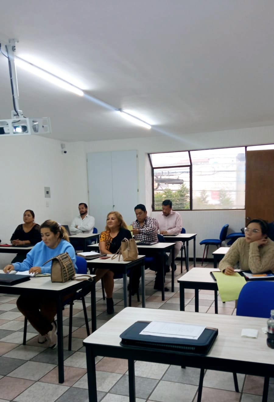 Capacitación en Abordaje de Conflictos  impartida por el Maestro Marco Antonio Colín Molina.