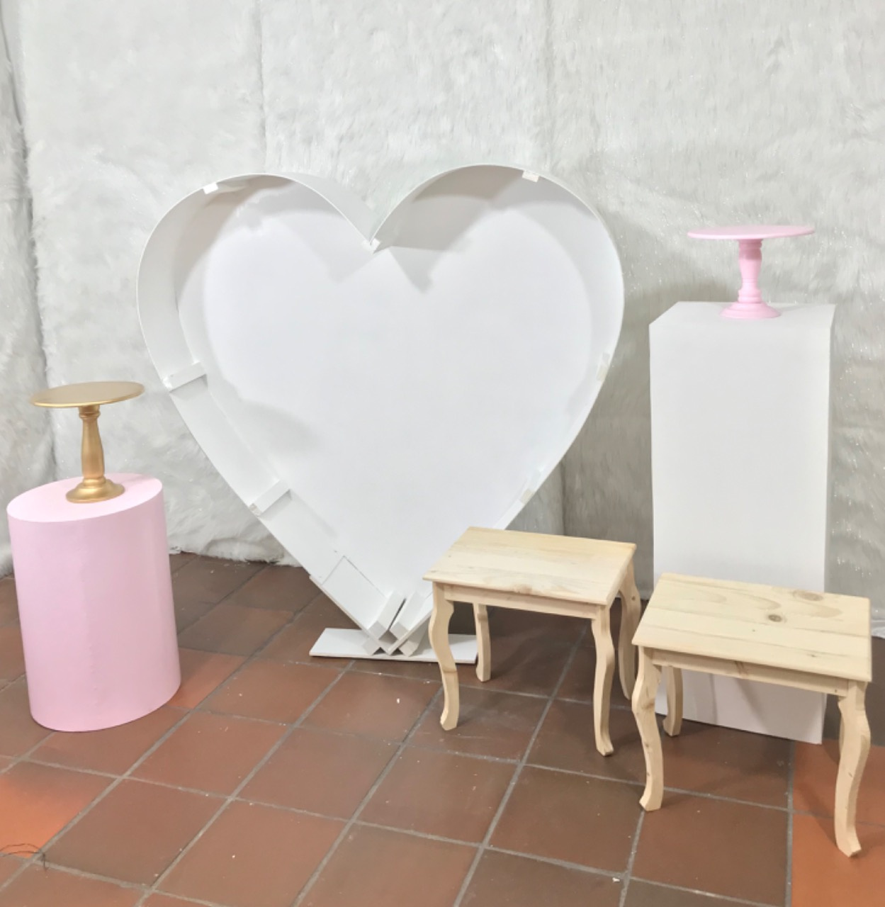 Corazon Hueco Gigante
$60.000 Sin Globos
$250.000 Con Globos
1.40m Alto X 1.40m Ancho
24Cm Profundidad