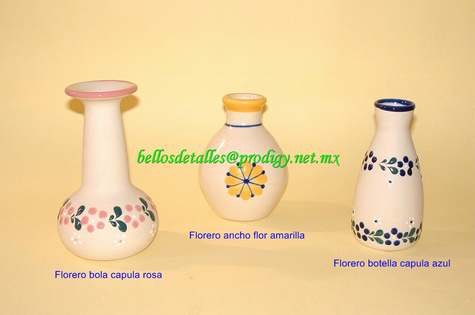 https://0201.nccdn.net/4_2/000/000/05c/c64/Florero-bola-capula-rosa--ancho-flor-y-botella-capula-azul-1571x1045.jpg