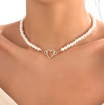 Imitation Pearl Trendy Love Heart Choker Necklace Female Personality Party Fashion Clavicle Collier Colar Perlas Collar Gift