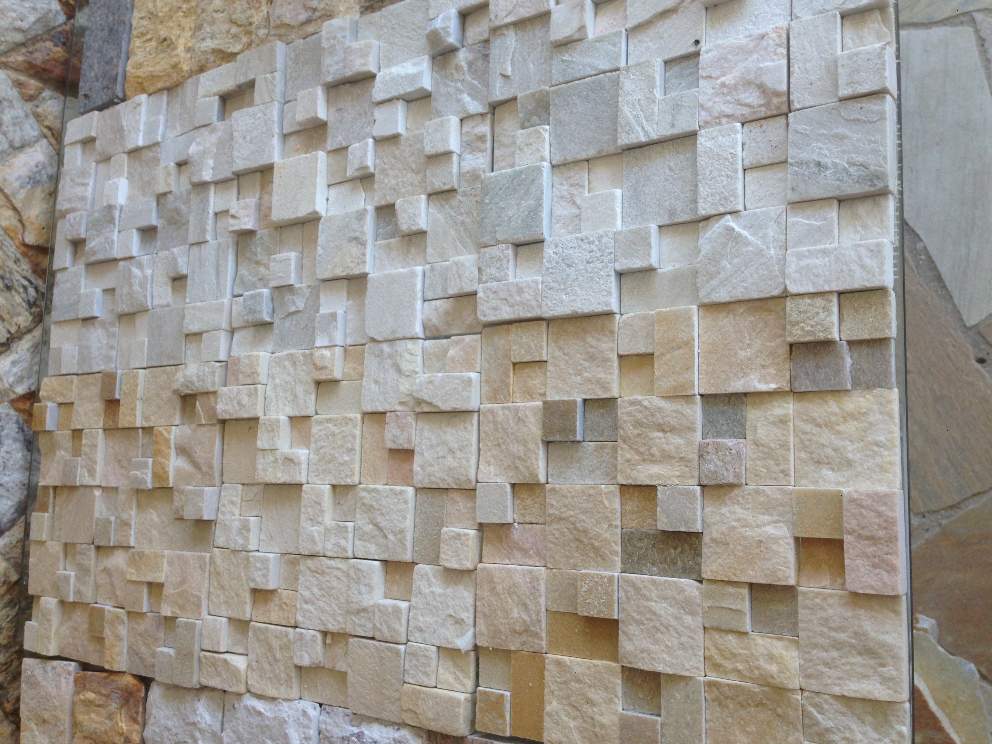 Mosaico SÃO TOMÉ com alto relevo
Cor: AMARELO ou BRANCO
0,30x0,30 cm.