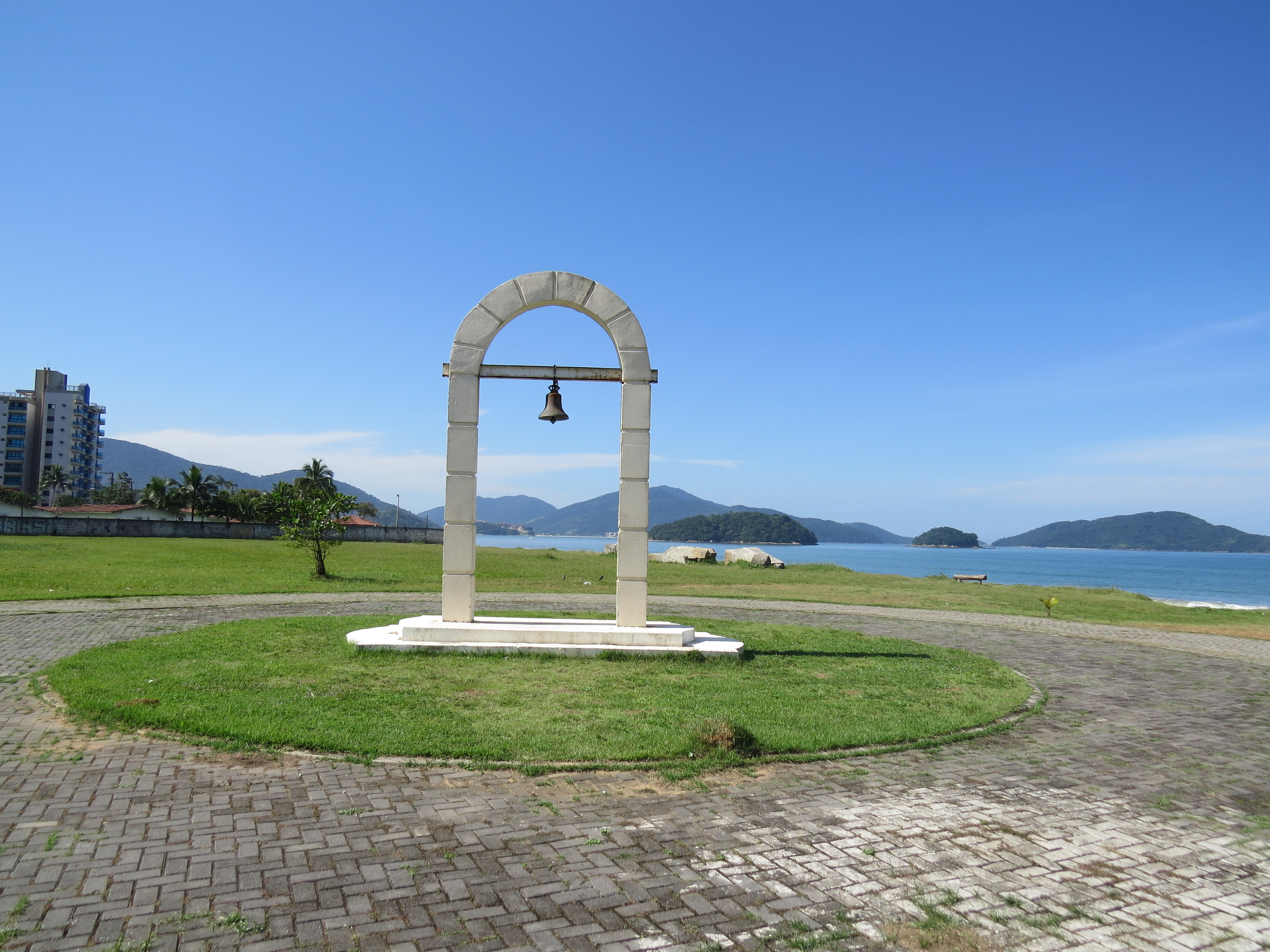 https://0201.nccdn.net/4_2/000/000/05e/0e7/IMG_6087-4000x3000.jpg