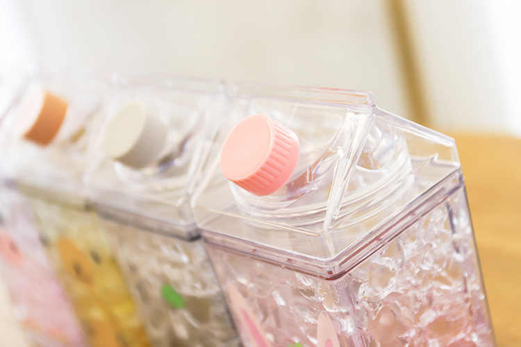 F-19
VASO CUADRADO
CAPACIDAD DE 400 ml