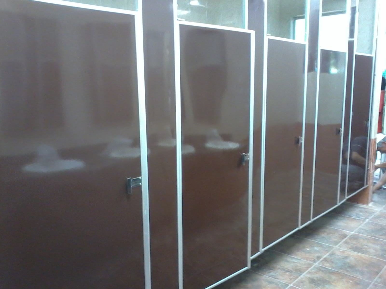 Mamparas en baños - Obra: Teatro Ángela Peralta.