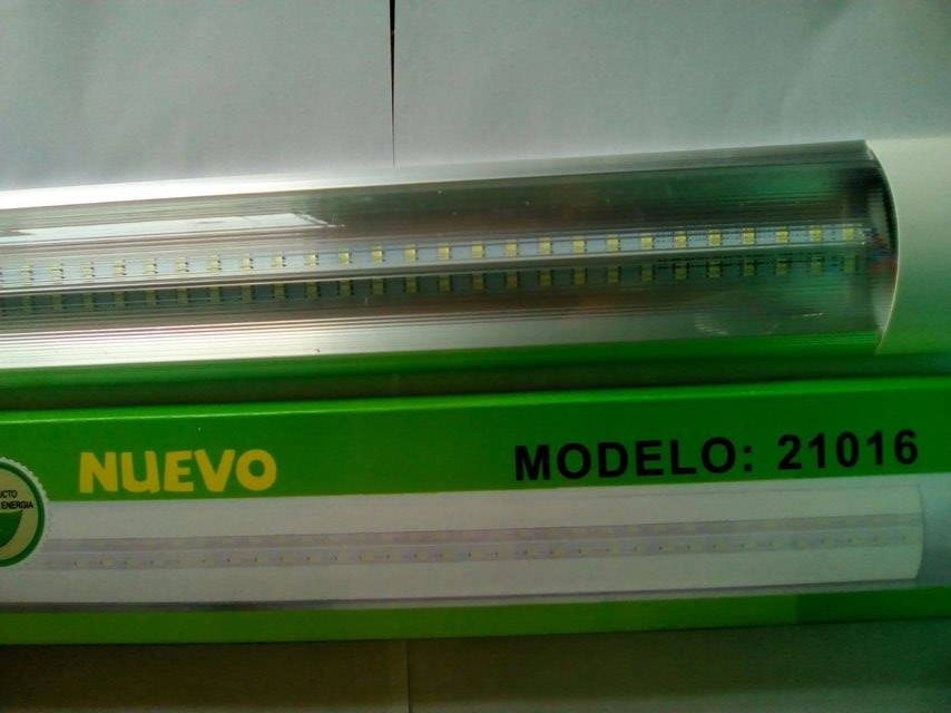 TUBO DE LED 36W TRASPARENTE
CÓDIGO: 21016-1
MARCA: DUBAI