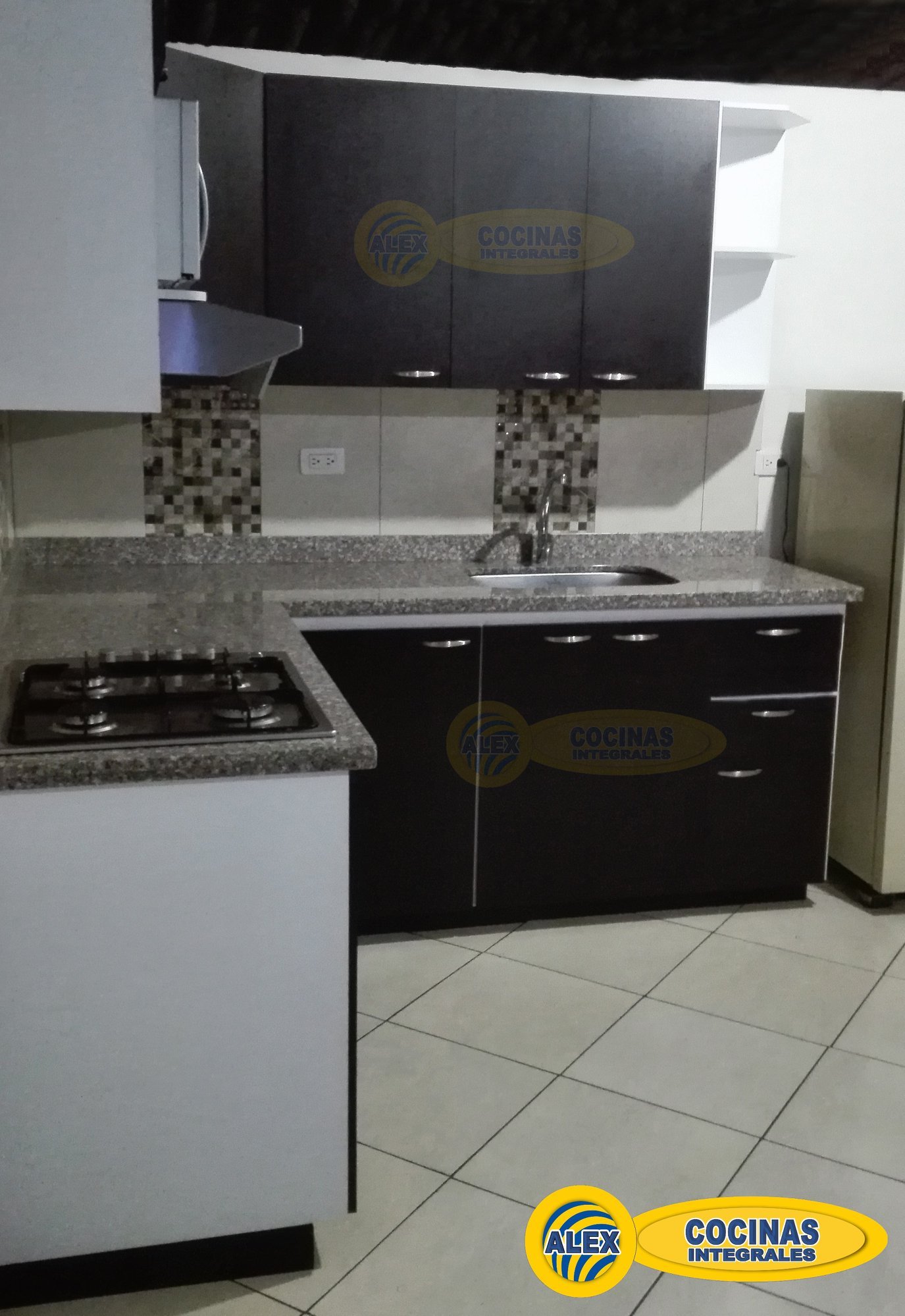 Cocina en L colores Wengue