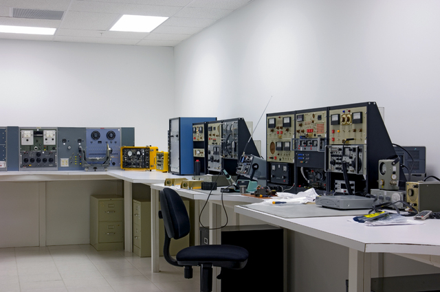 Aerospace Technical Services - White room