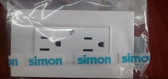  toma corriente Doble con seguridad 
Codigo 23016