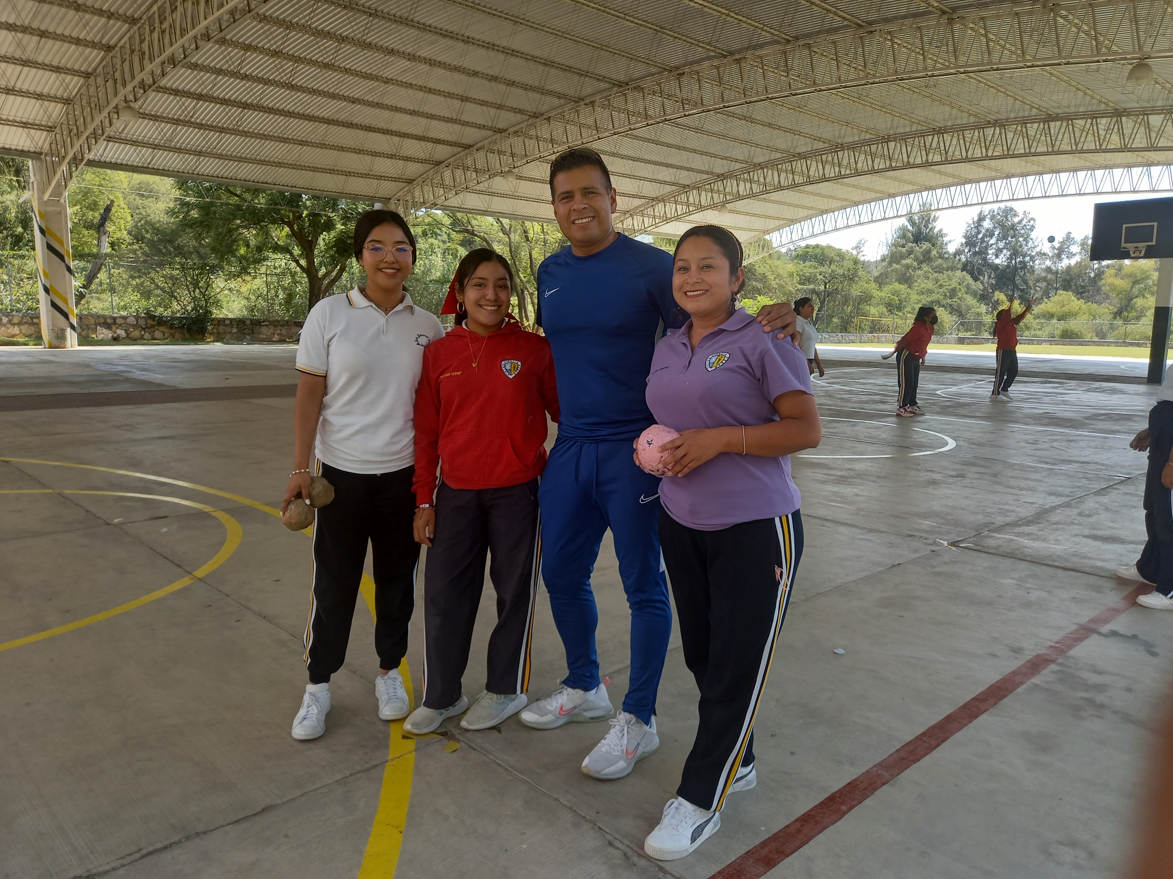https://0201.nccdn.net/4_2/000/000/064/d40/20221014_130452.jpg