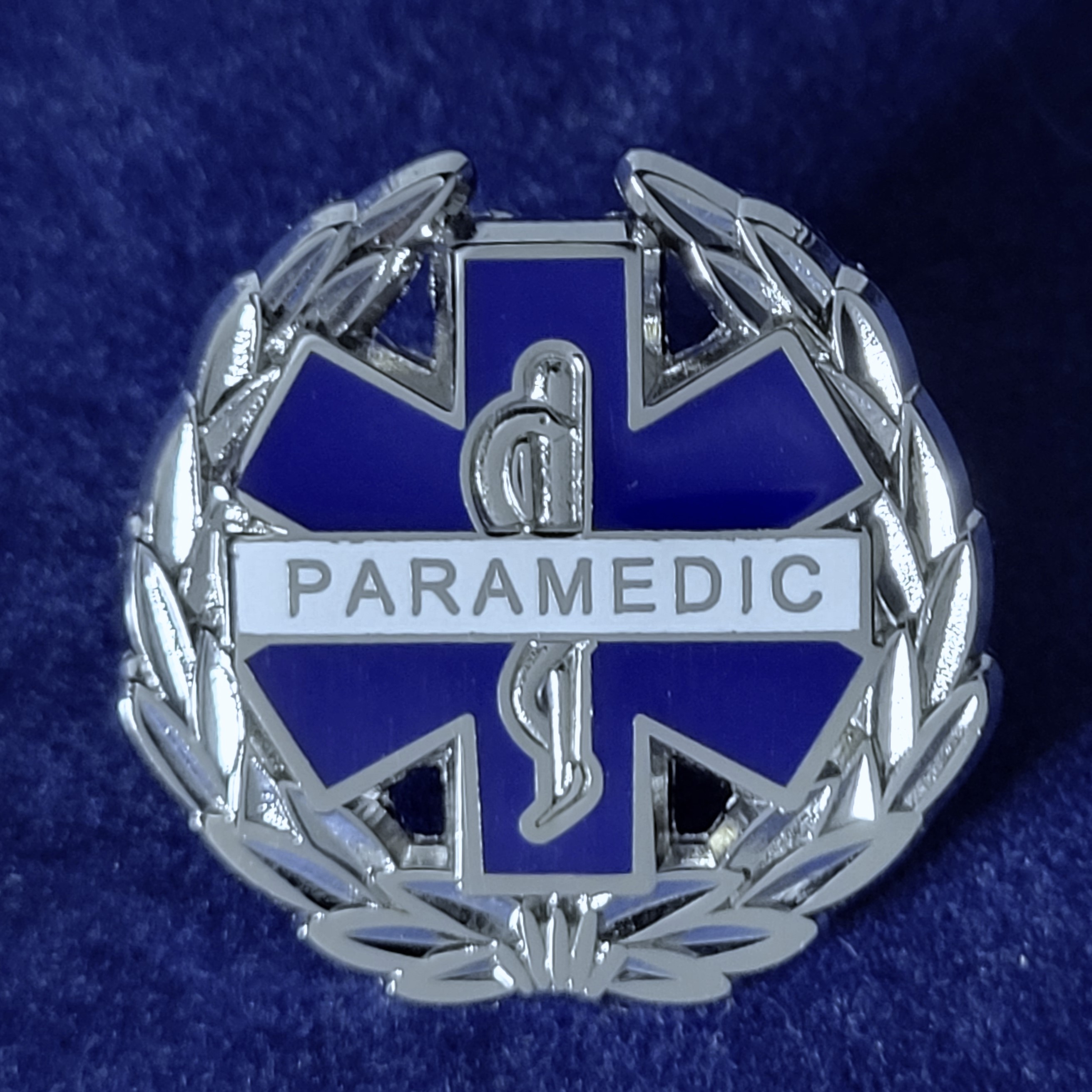 PIN PARAMEDIC LAPEL PINS
