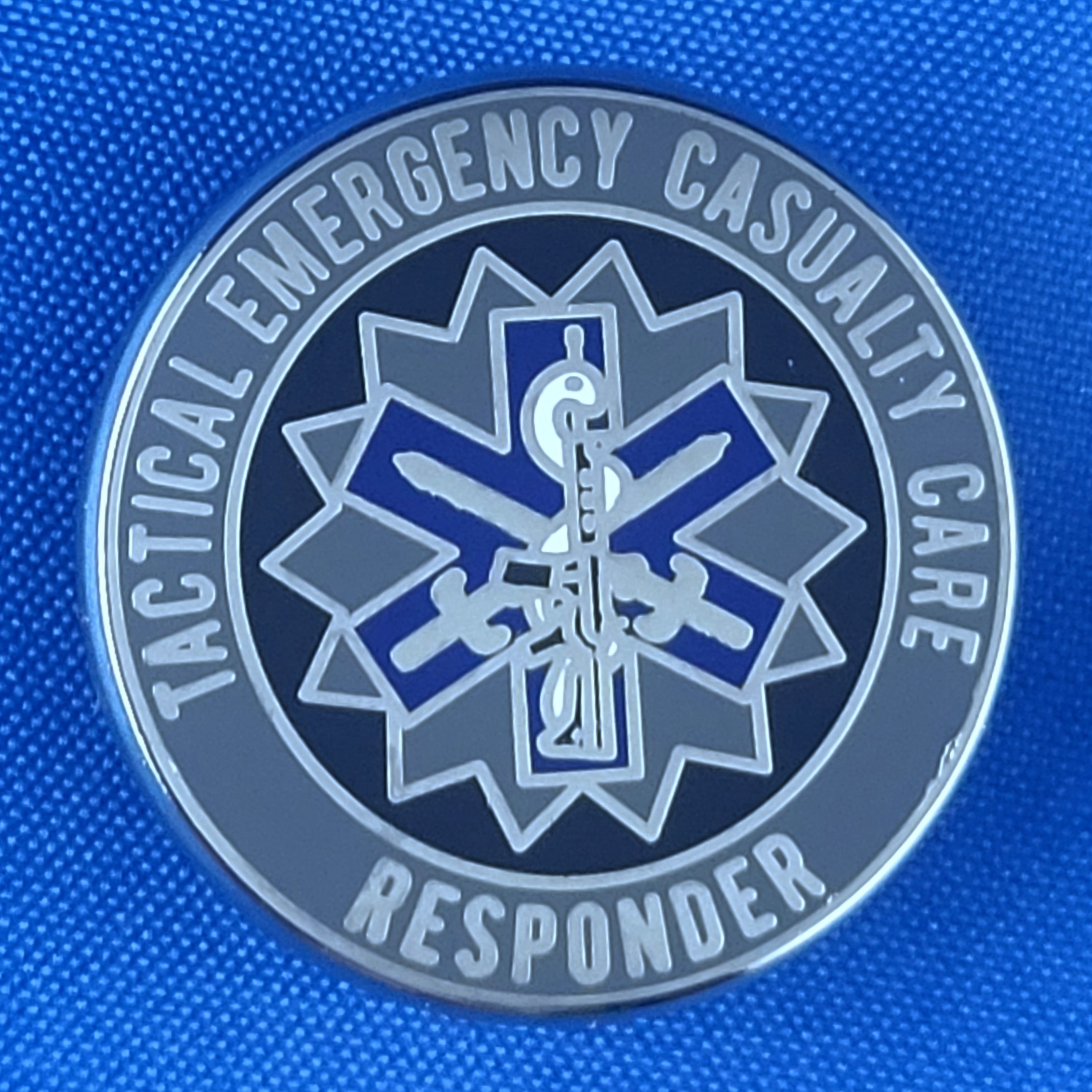 PIN PARAMEDIC LAPEL PINS