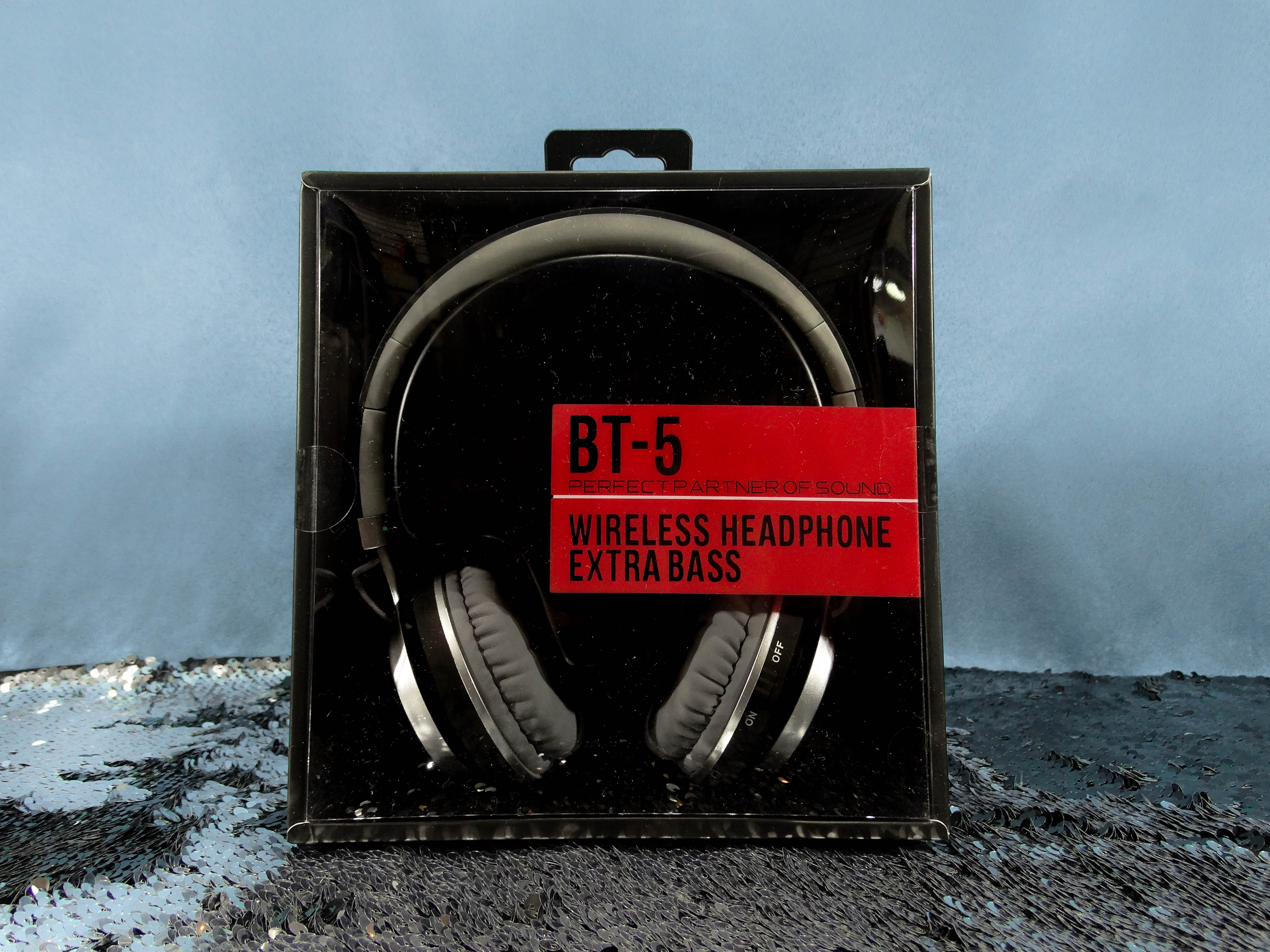 BT-5
AUDIFONO CON AUDIO ESTEREO  