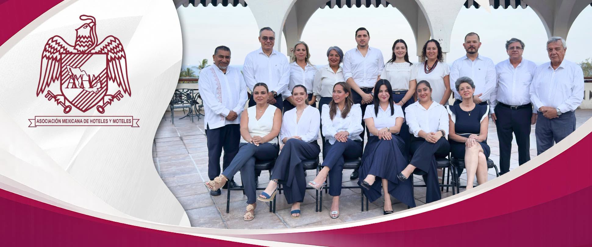 Puede ser una imagen de texto que dice "mn 4BA2410 SOCIACIÓN MEXICANA HOTELESYMOTELES HOTELESMOTELES M HOTELES WOTELES"
