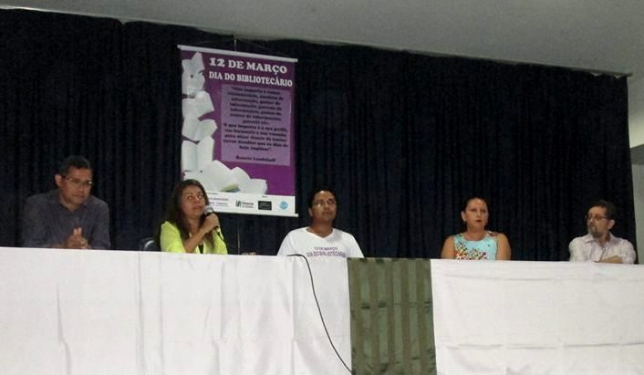 Dia-do-Bibliotec-U00e1rio-em-Bel-U00e9m-2016--3-