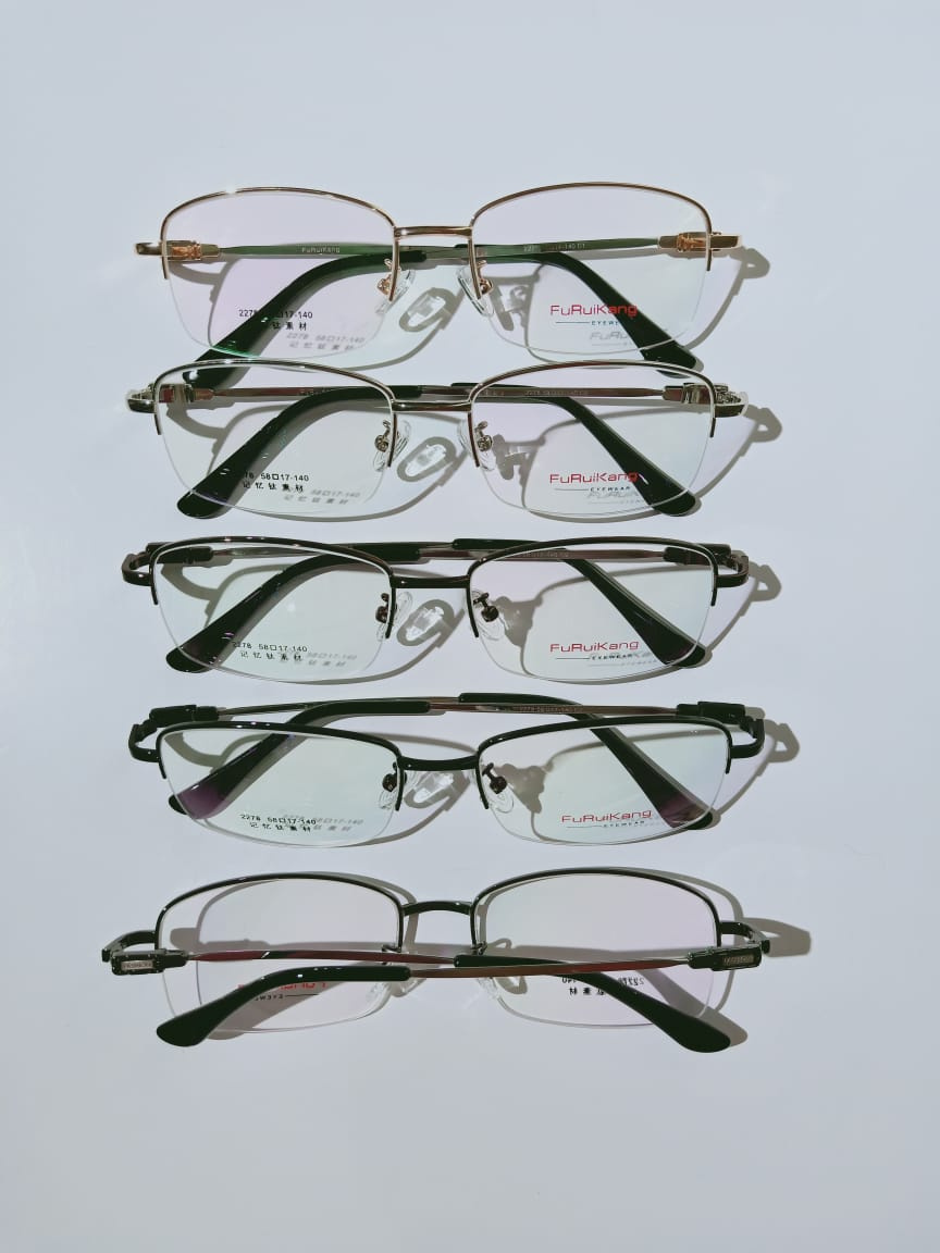 Modelo: 2278
Colores: Negro, Cafe, Gris, Dorado y Plateado