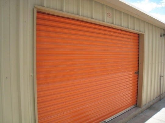 Proyecto Bodeguitas
Cortina Pecho Paloma-Pintro Naranja (color pedido especial)