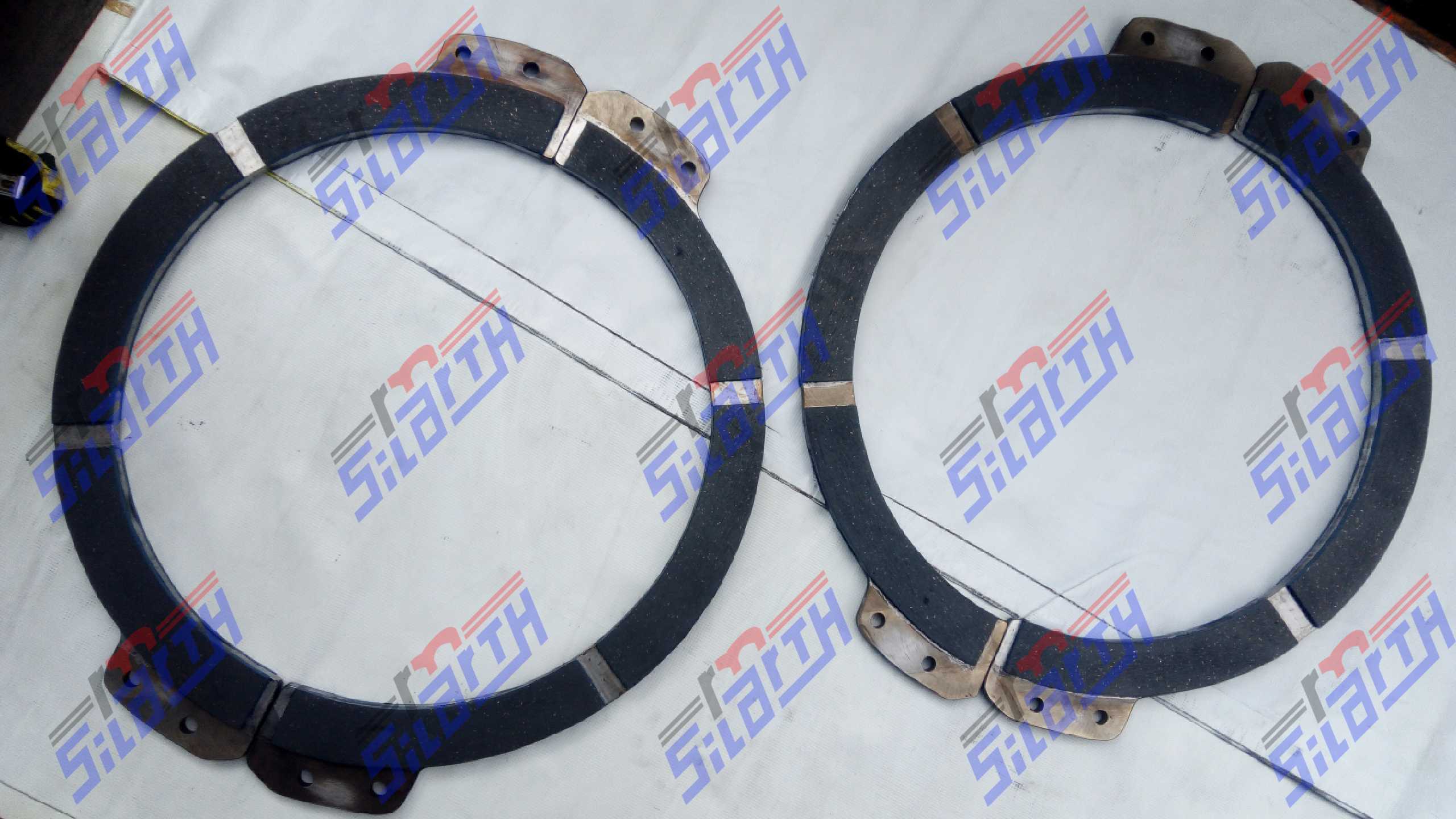 DISCO BIPARTIDO DE PRENSA 27"