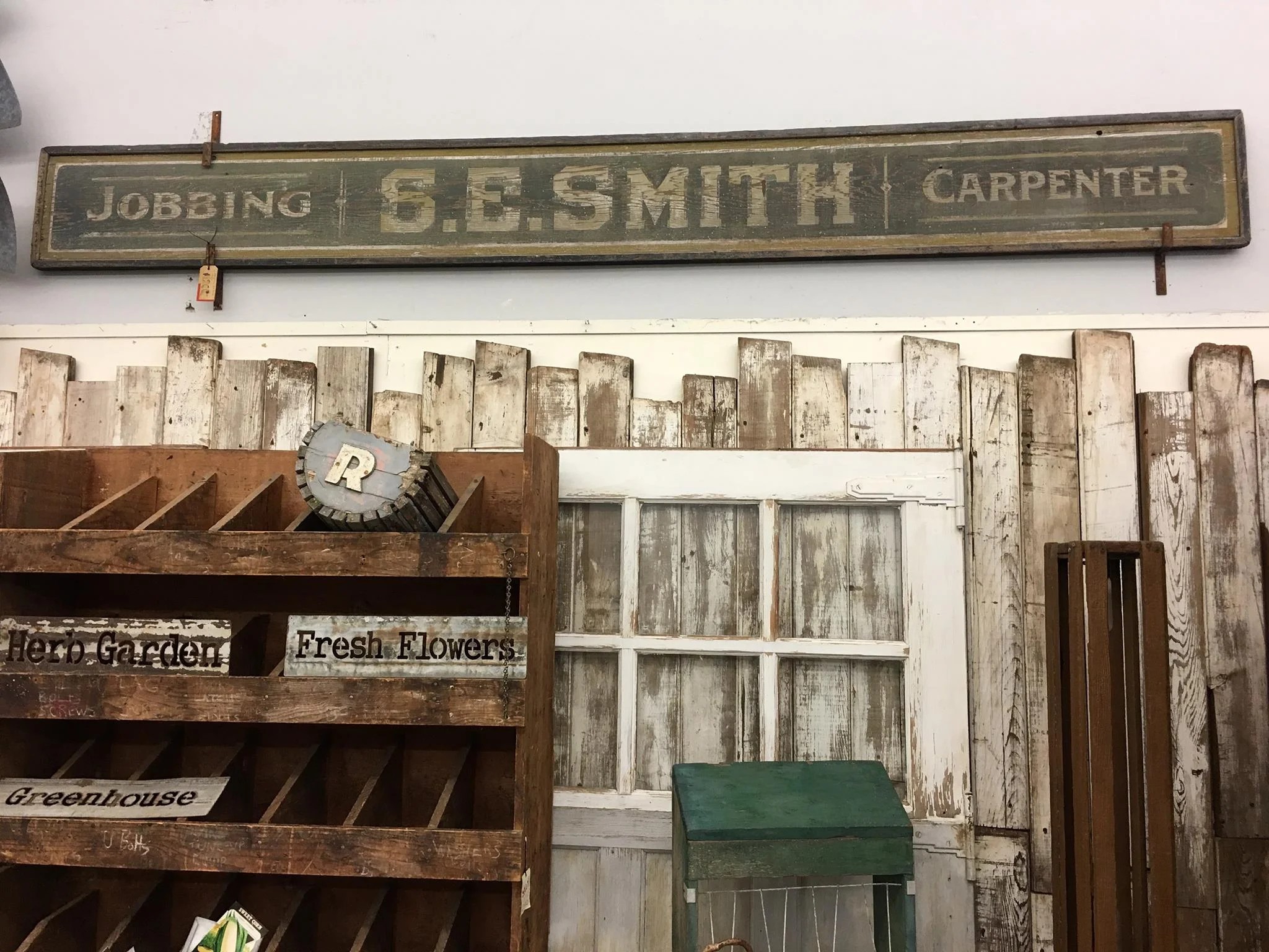 Summer Cottage Antiques ~ 153 Kentucky St