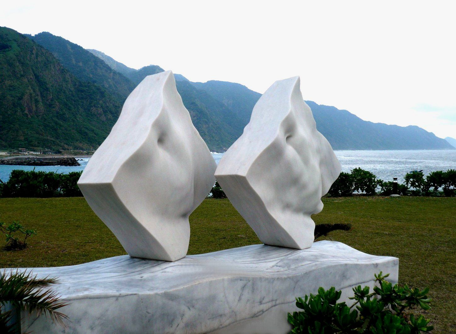Endless fir love, marble, L 330cm. Hualien, Taiwan, ROC
