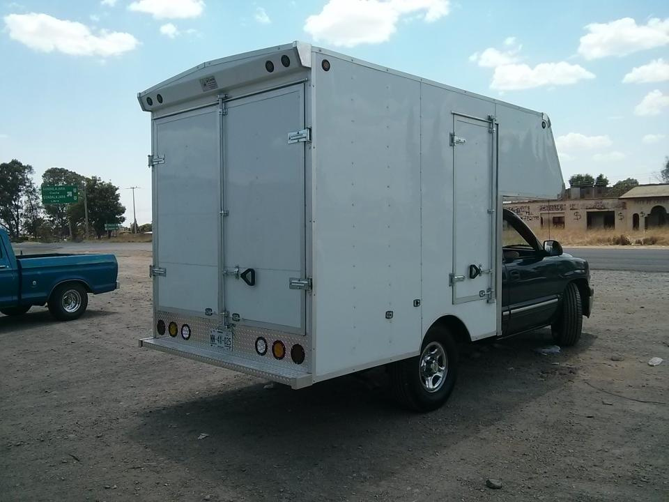 campers volado chasis nissan  