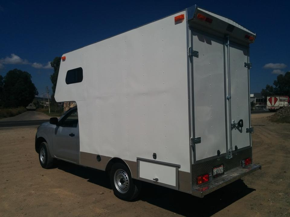 campers volado chasis nissan  