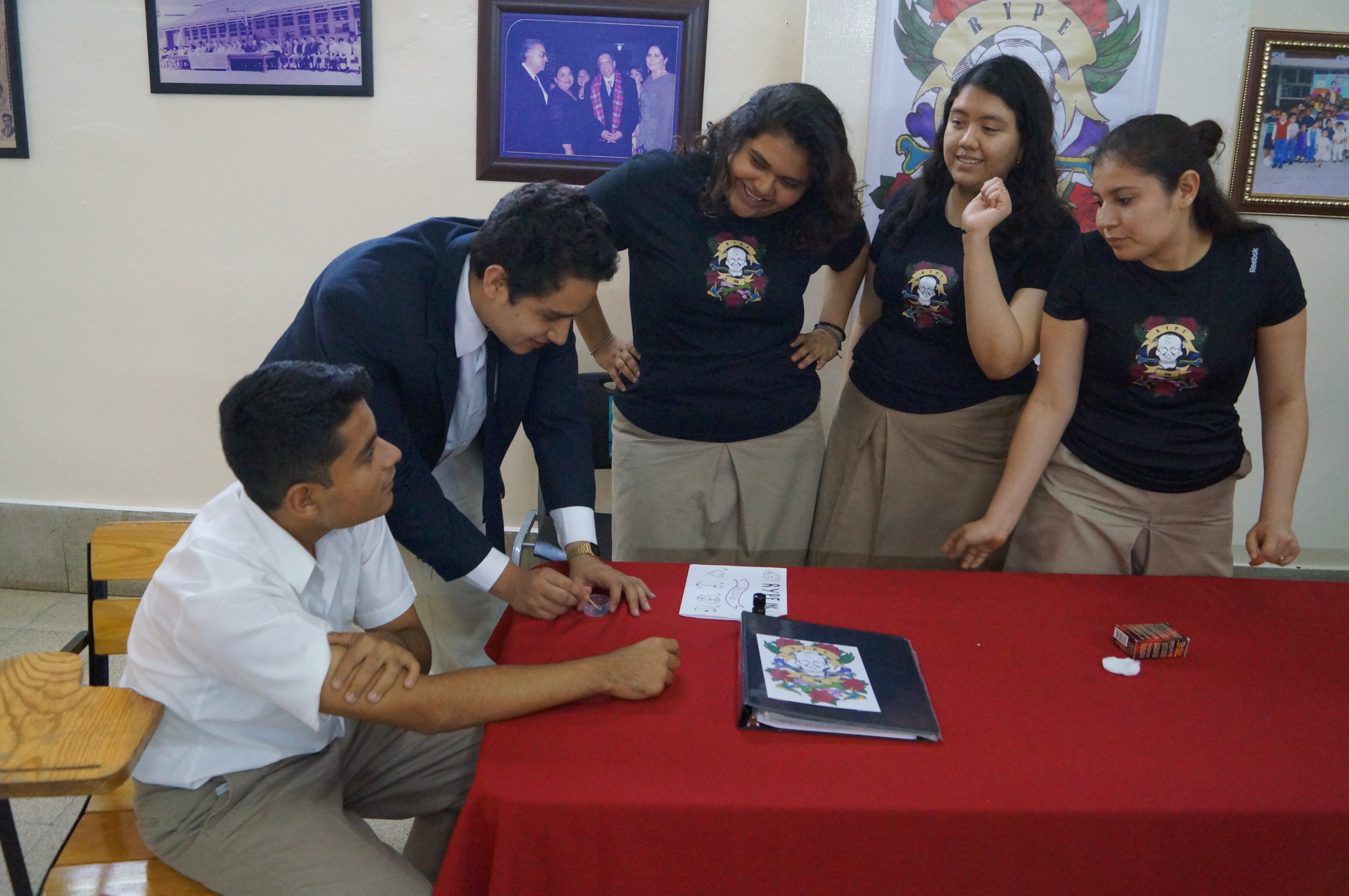 EXPOSICIÓN DE EMPRENDEDORES
27 DE JUNIO 2017