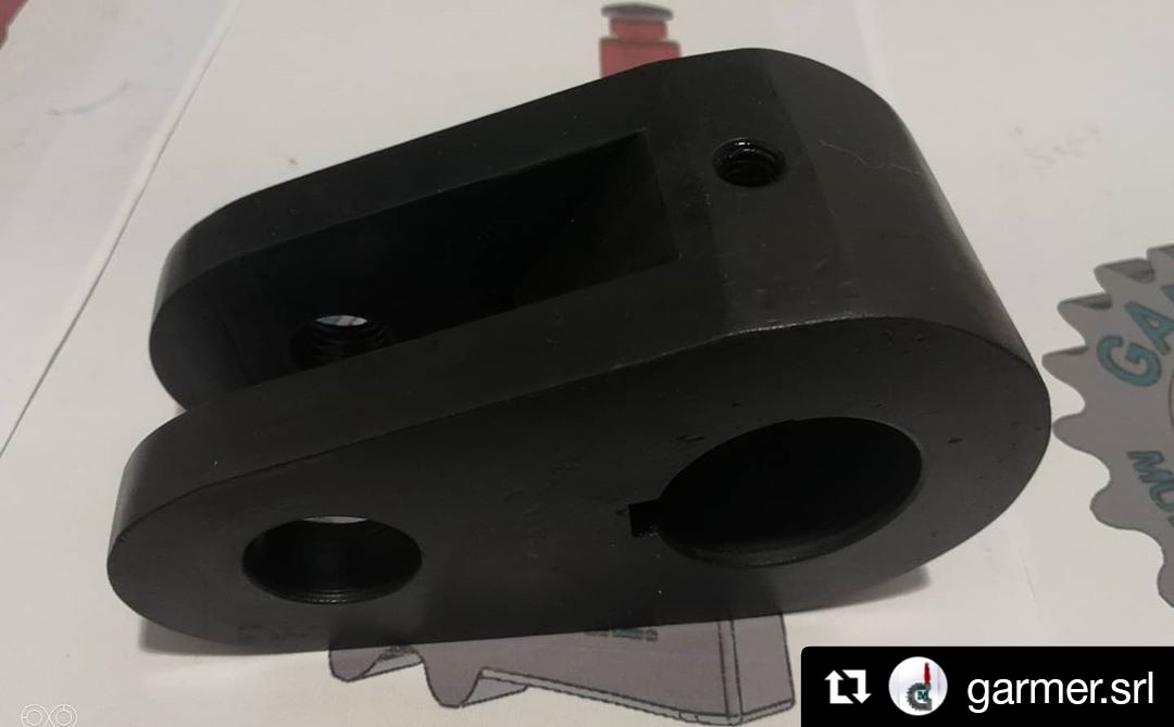 BIELA EN ACERO PRETEMPLADO