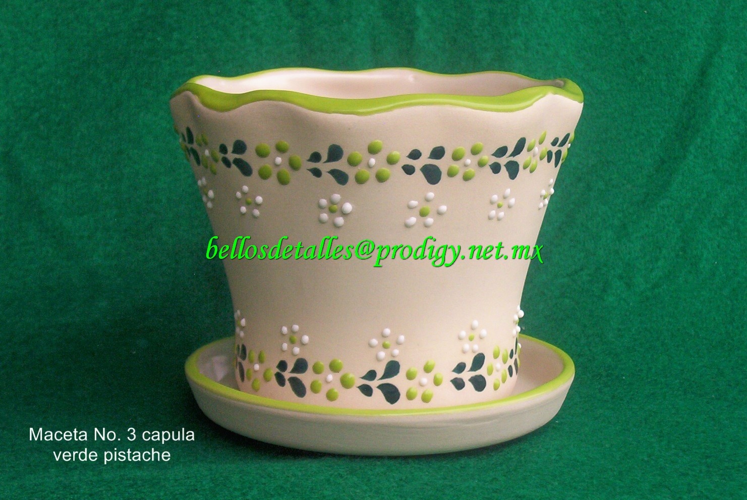 https://0201.nccdn.net/4_2/000/000/06b/a1b/Maceta-No.-3-capula-verde-pistache-1481x991.jpg