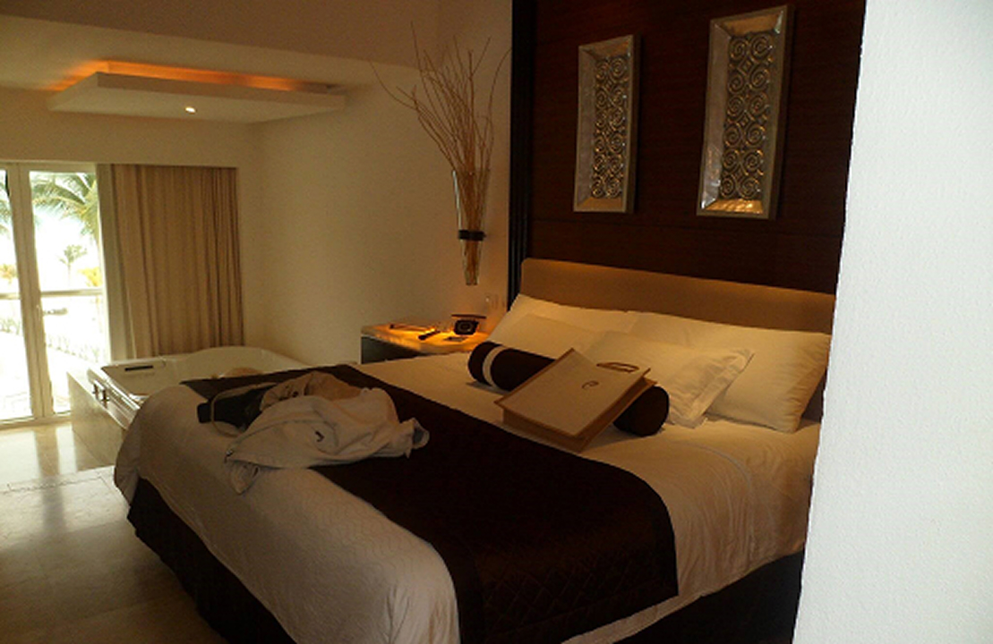 Resort room with a beach view in Cancun.